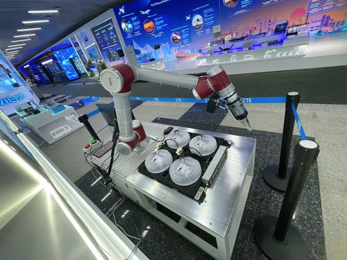 機(jī)器人插拔網(wǎng)線(xiàn) 5G與工業(yè)互聯(lián)網(wǎng)技術(shù)如何解決生產(chǎn)痛點(diǎn)